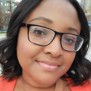 Meet your Posher, Candice